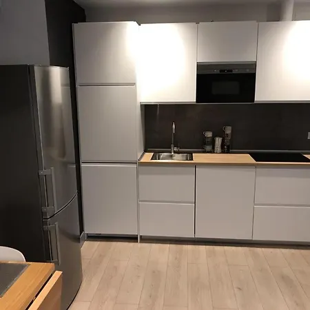 Apartment Dreams *